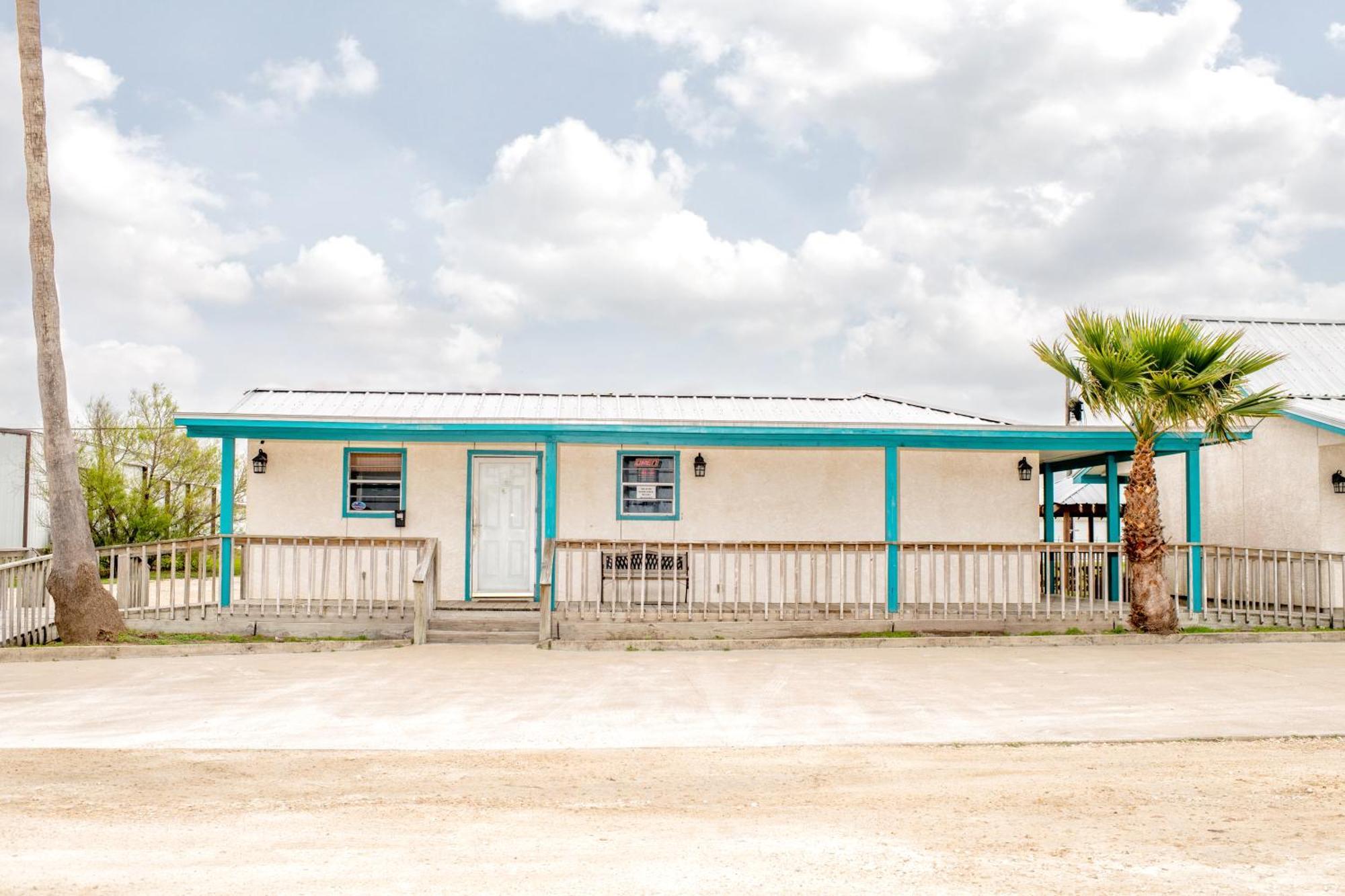 Captain'S Quarters Port O'Connor Exterior photo
