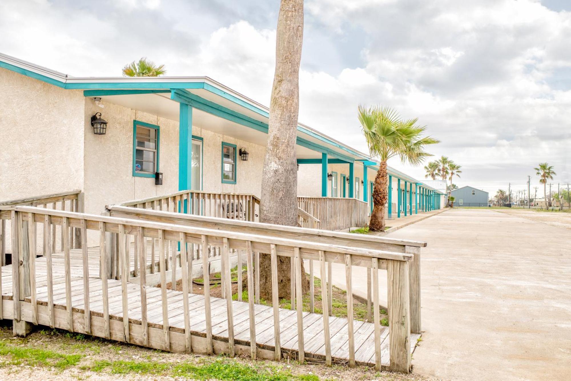 Captain'S Quarters Port O'Connor Exterior photo